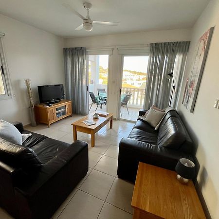 Beautiful 2 Bed Apartment In Peyia Valley, Paphos Zewnętrze zdjęcie